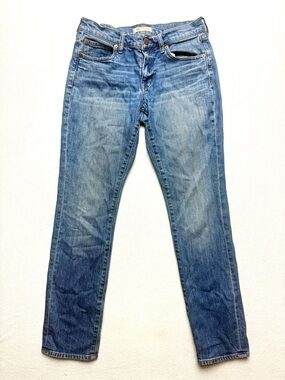 Madewell Straight-Leg Jeans in Light-Medium Blue Wash